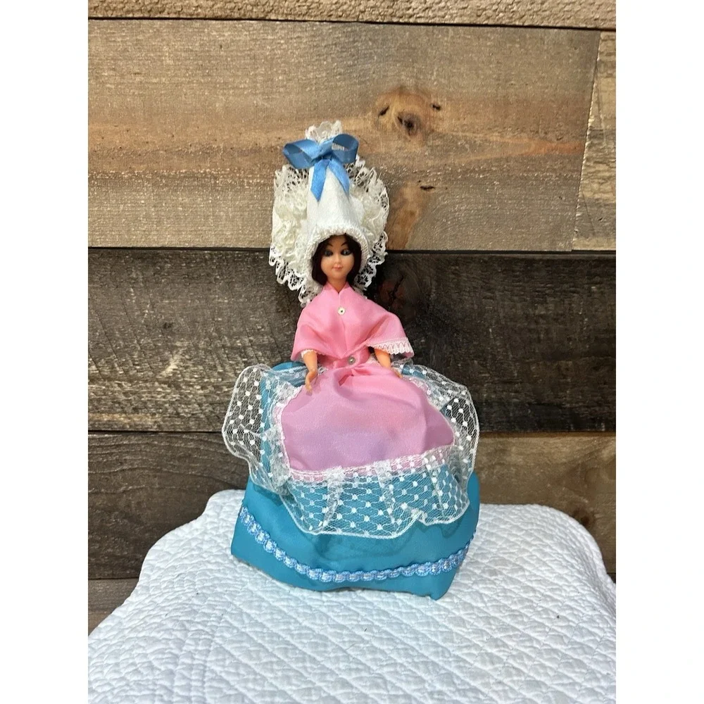Vintage Italian‎ Girl Doll Traditional Dress Plastic Sleepy Eye Doll